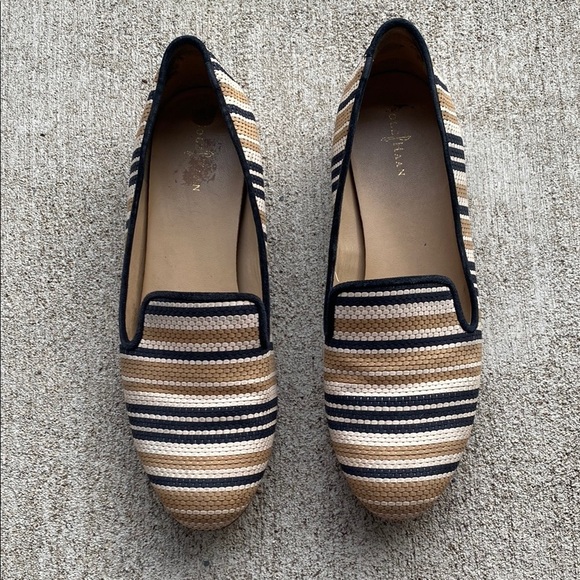 Cole Haan Shoes - Cole Haan Vintage Dress Shoes size 9B tan and black slipon loafers flats